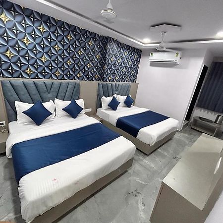 Hotel Kingdom Gandhinagar Eksteriør bilde