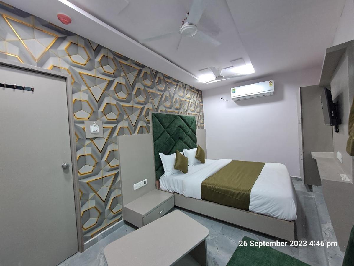Hotel Kingdom Gandhinagar Eksteriør bilde