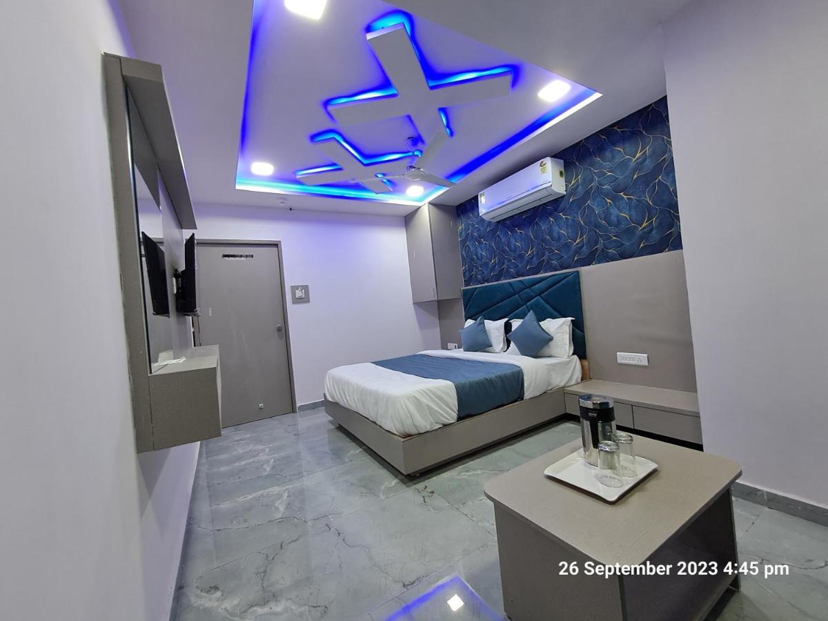 Hotel Kingdom Gandhinagar Eksteriør bilde