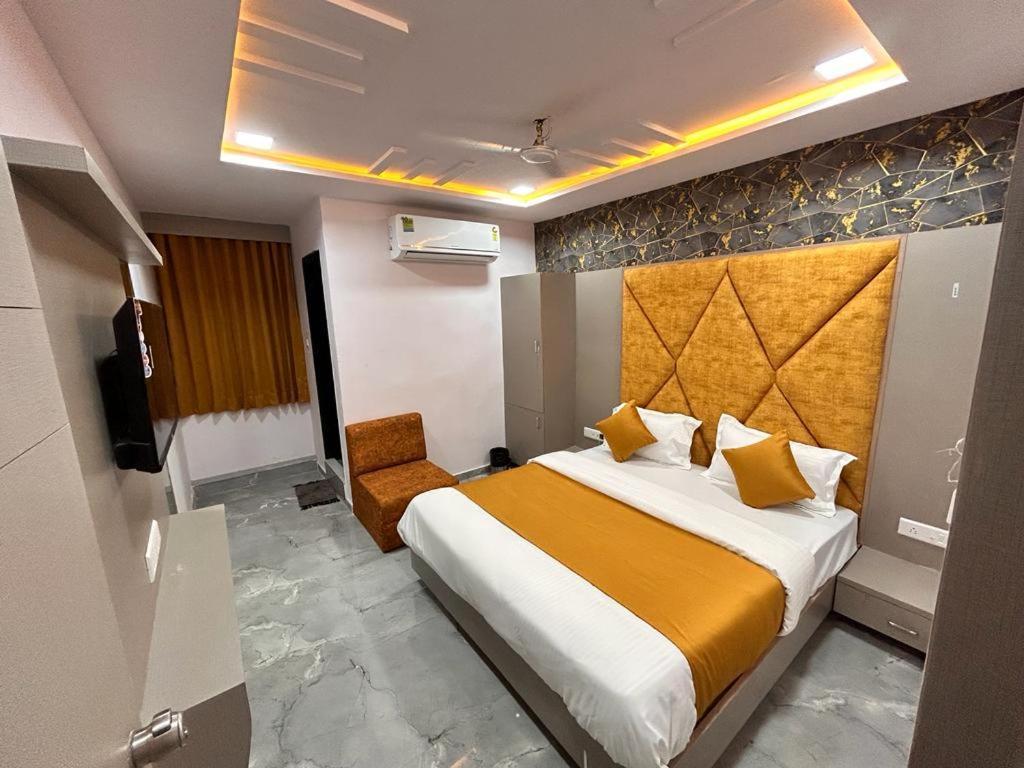 Hotel Kingdom Gandhinagar Eksteriør bilde